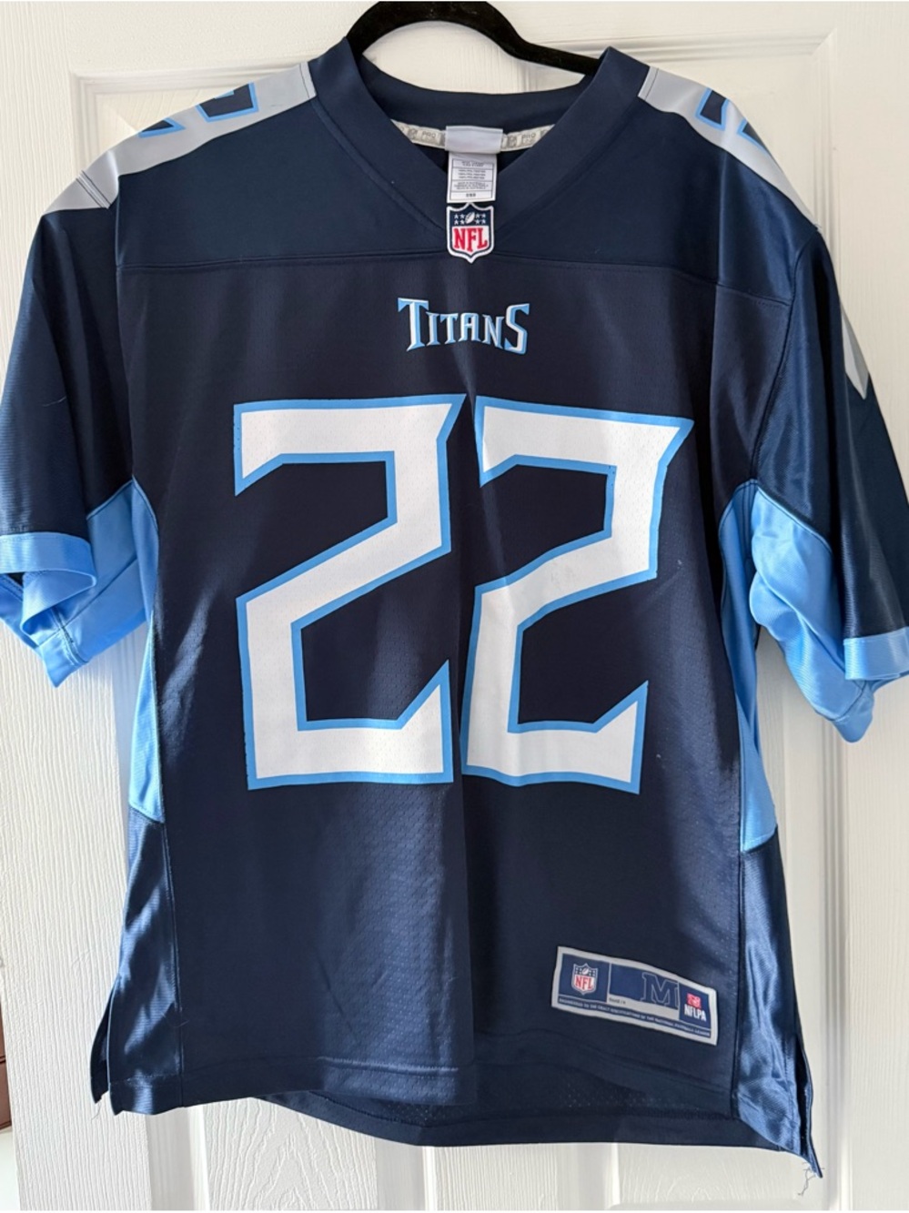 Tennessee Titans #22 NFL Pro Line Jersey (Men’s Medium) Navy Blue